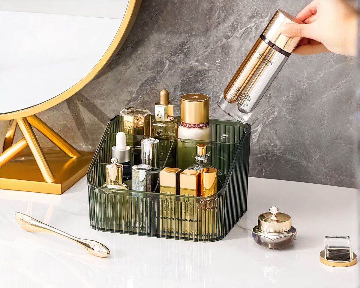 Boîte de rangement en plastique pour cosmétiques Boîte de rangement en plastique pour cosmétiques