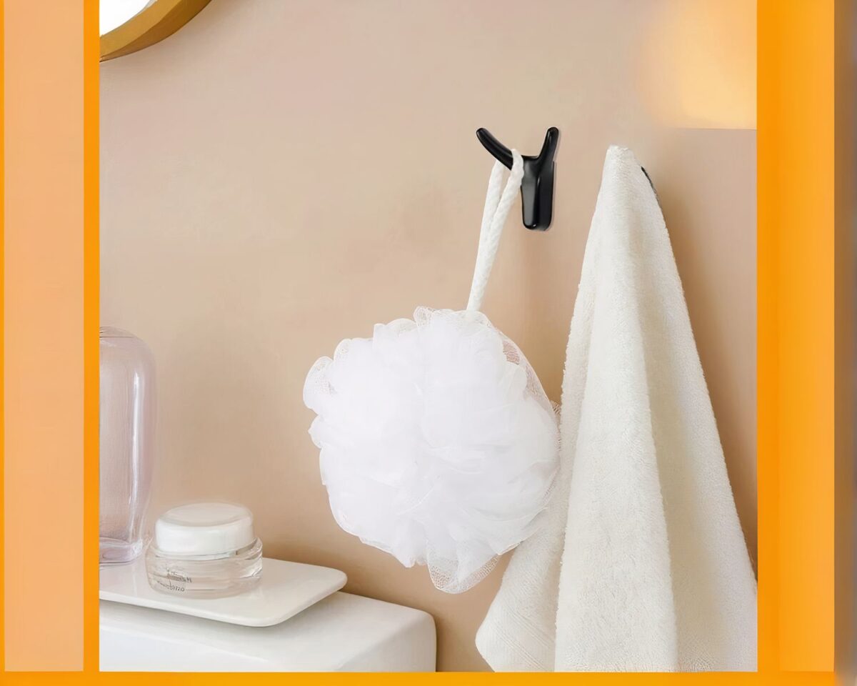 Patère murale design en forme de corne 3 patères en forme de corne.Une dorée, une noire et une grise.