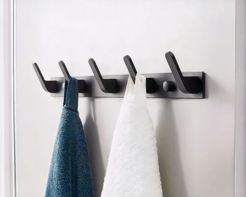 Porte manteau salle de bain en alu noir design