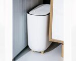 Poubelle salle de bain couvercle à pression
