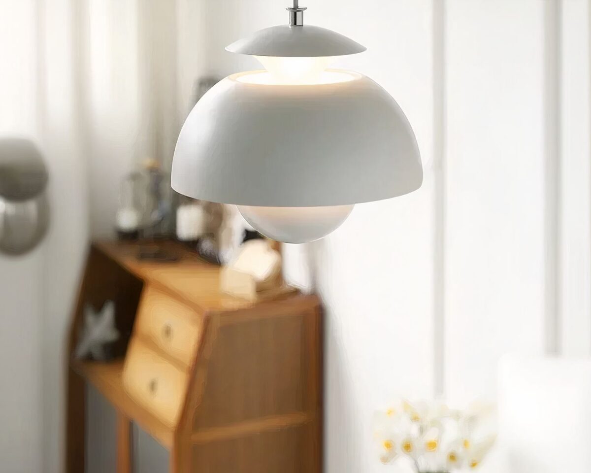 Lustre salle de bain en forme de bourgeon