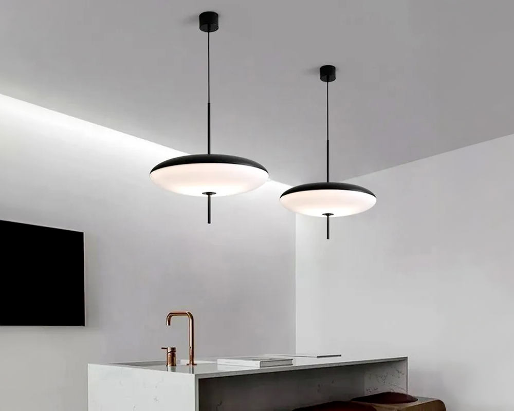 Lustre salle de bain minimaliste forme soucoupe volante Lustre salle de bain minimaliste forme soucoupe volante