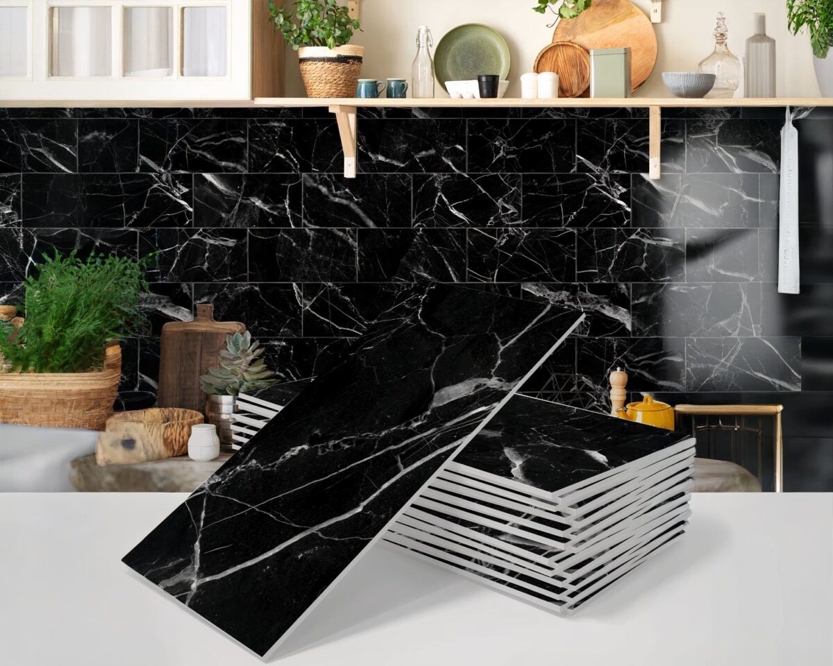 Panneau mural de salle de bain auto-adhésif Panneau mural de salle de bain auto-adhésif