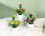 Petite plante artificielle à fleurs