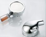 Pommeau de douche anti-calcaire avec billes