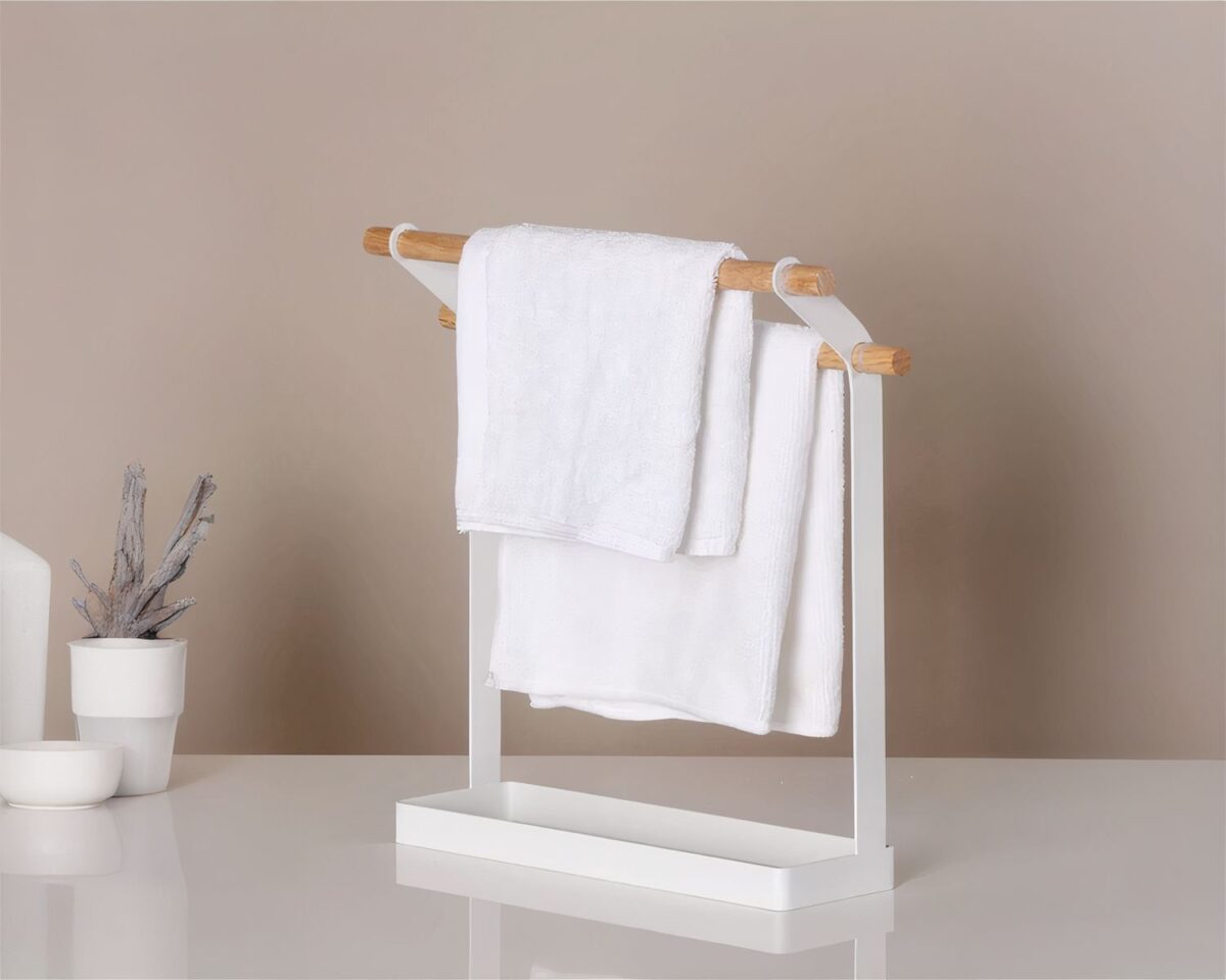 Porte-serviette sur pied à poser