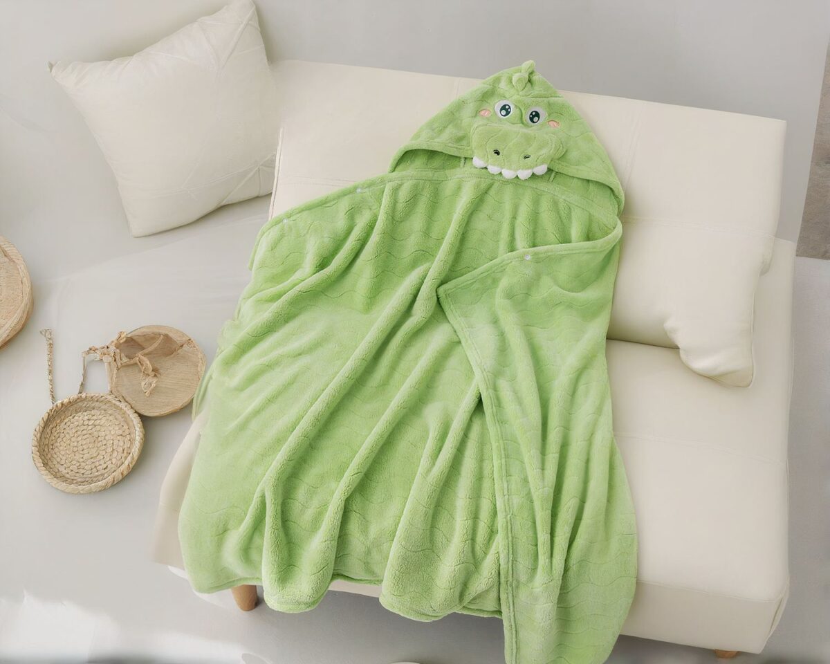 Serviette de bain façon poncho à capuche pour enfant