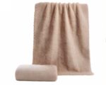 Serviette de bain colorée super absorbante en microfibre