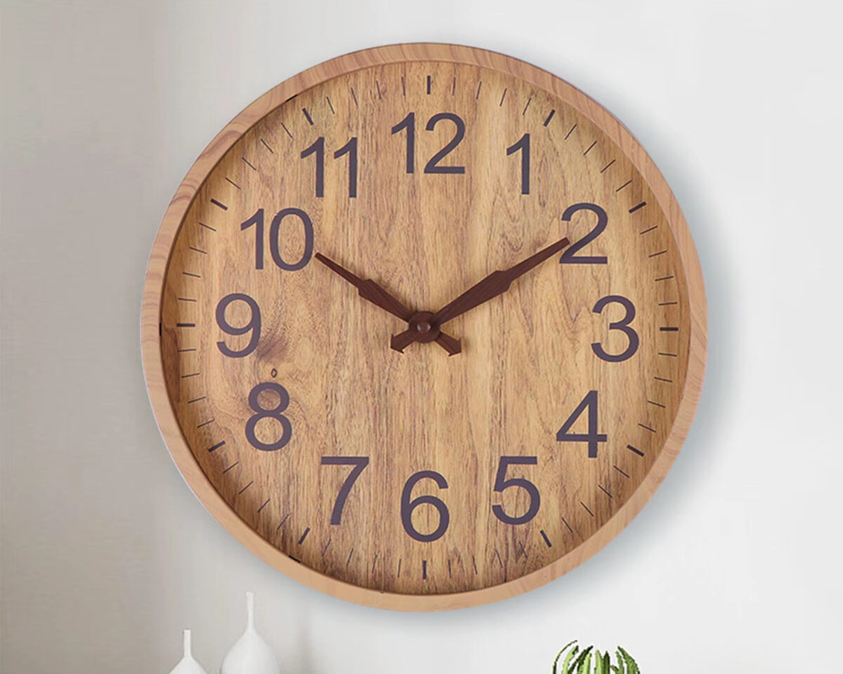 Horloge murale effet bois
