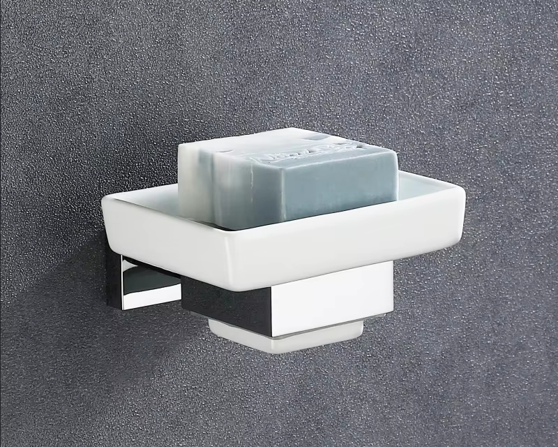 Porte savon mural en laiton et céramique