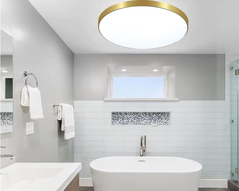 Plafonnier de salle de bain étanche doré