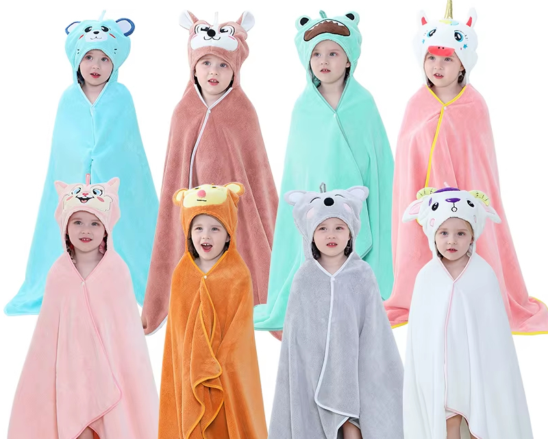 Serviette de bain pour enfant à capuche personnage mignon